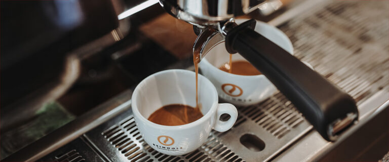 Espresso zubereiten – Anleitung für Siebträger, Herdkännchen & Vollautomat